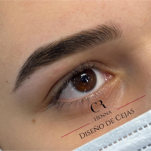 Diseño de Cejas Henna y aplicación Henna